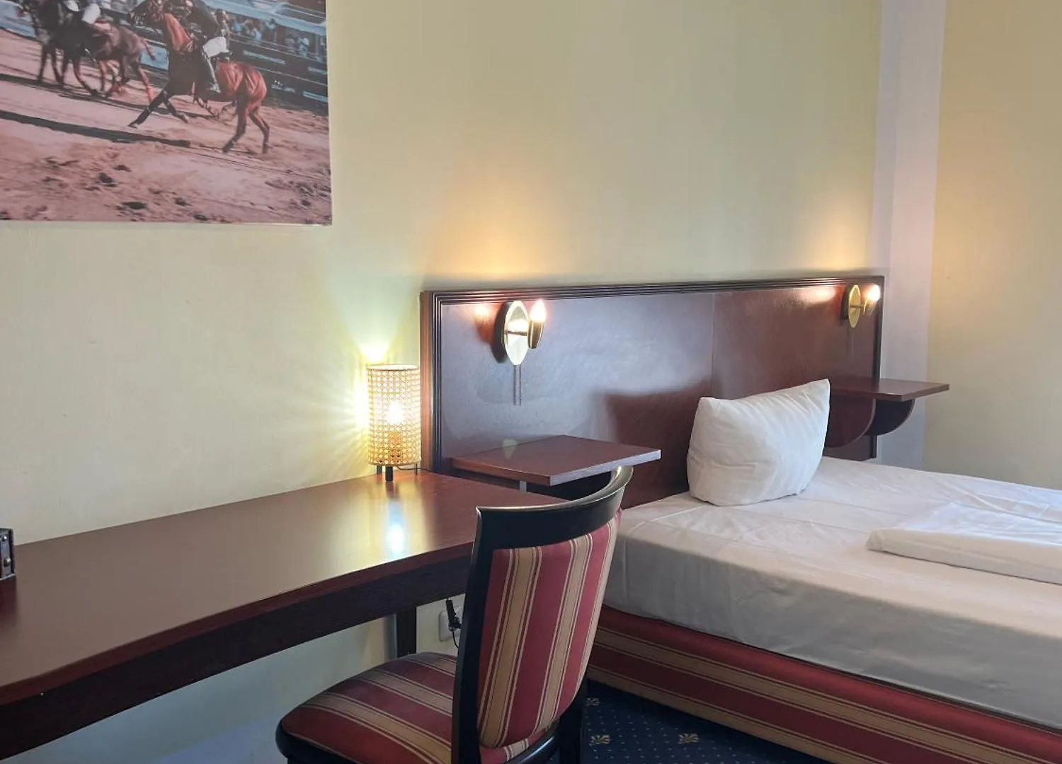 Runas Air Muc Park Sleep & Fly Hallbergmoos Hotel